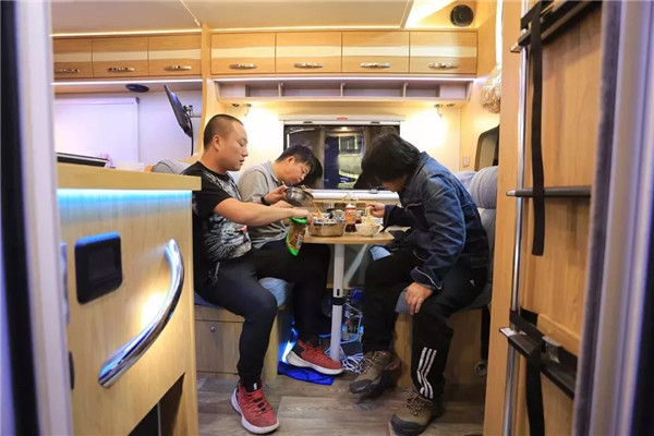 意昂2-科技赋能场景,让娱乐更有趣!
