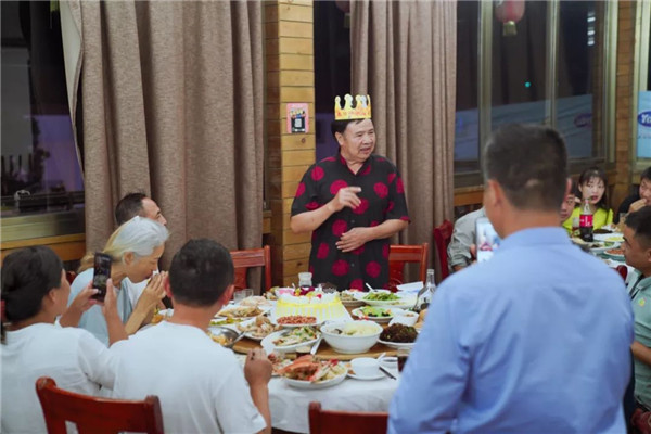 意昂2-科技赋能场景,让娱乐更有趣!